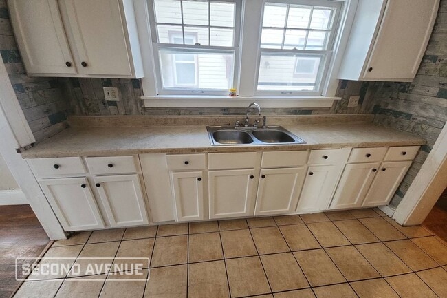 Foto del edificio - 3870 Lee Heights Blvd