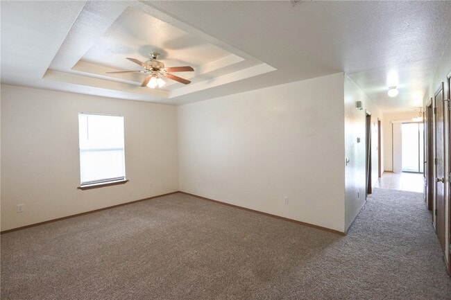 Photo - 2223 W Roselawn Street Apartment