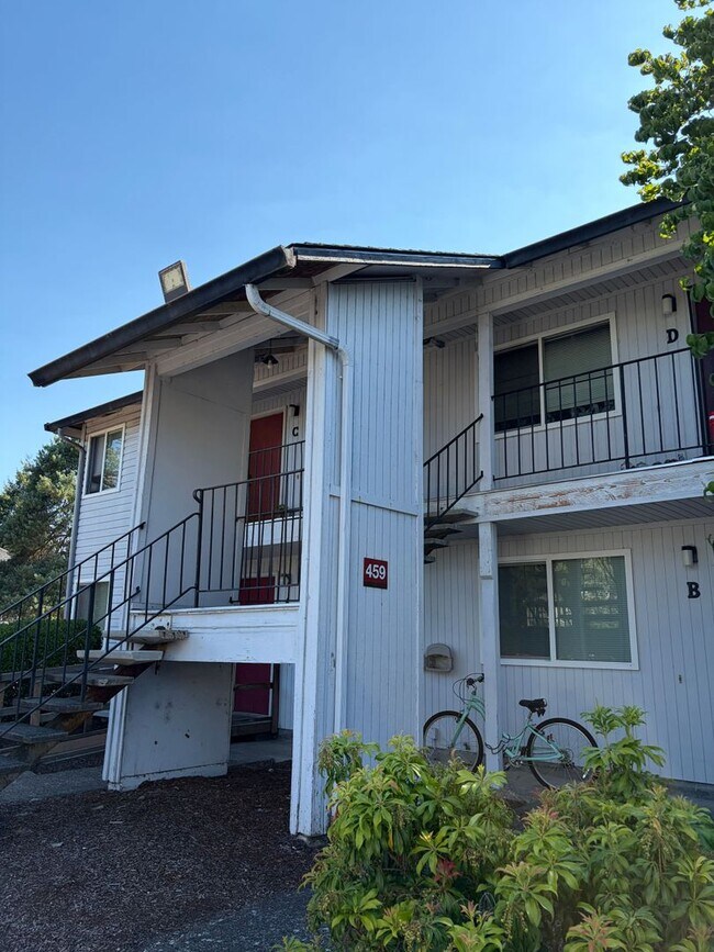 Foto del edificio - 459 SE Lilly Ave