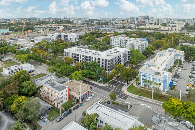Aerial Photo - Courtside Apartments II