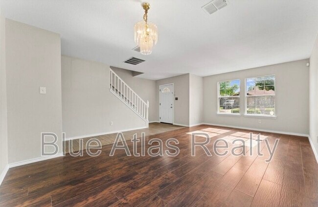 Building Photo - 1817 Cedarbriar Dr