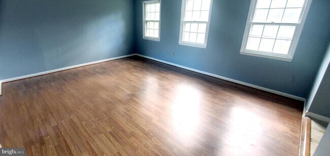 Building Photo - 13360 Keisler Ct