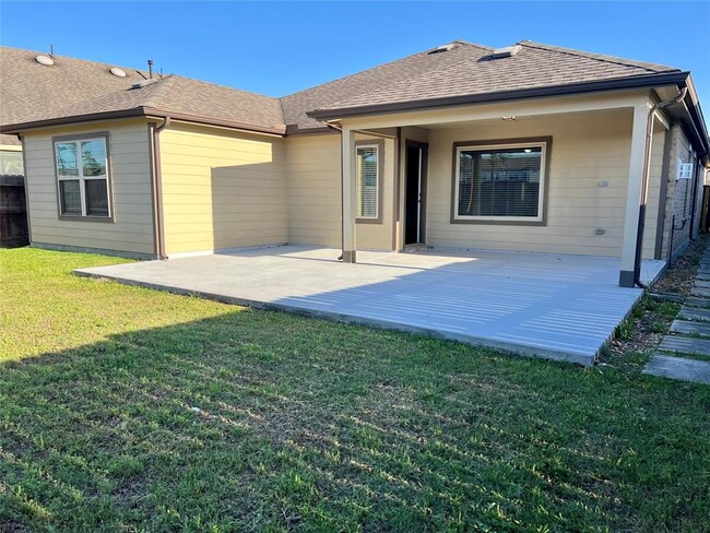 Foto del edificio - 12347 Breckenwood Mills Dr