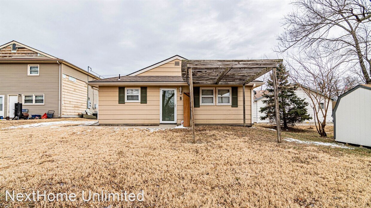 2 br, 1 bath House 824 S. Madison Unit B House Rental in Junction