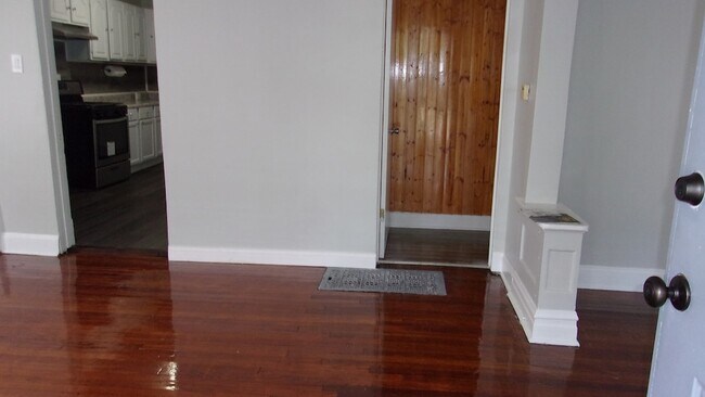 Foto del edificio - 50 W 108th St