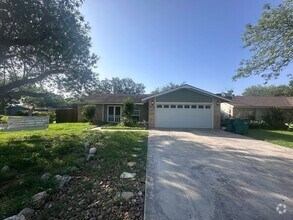 Building Photo - 502 Erna Dr