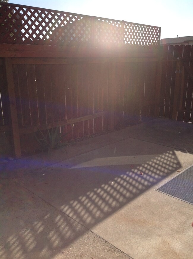 Building Photo - 1224 S 16th St