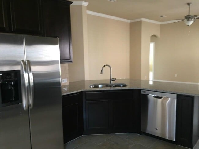 Foto del edificio - 17716 Turning Stream Ln