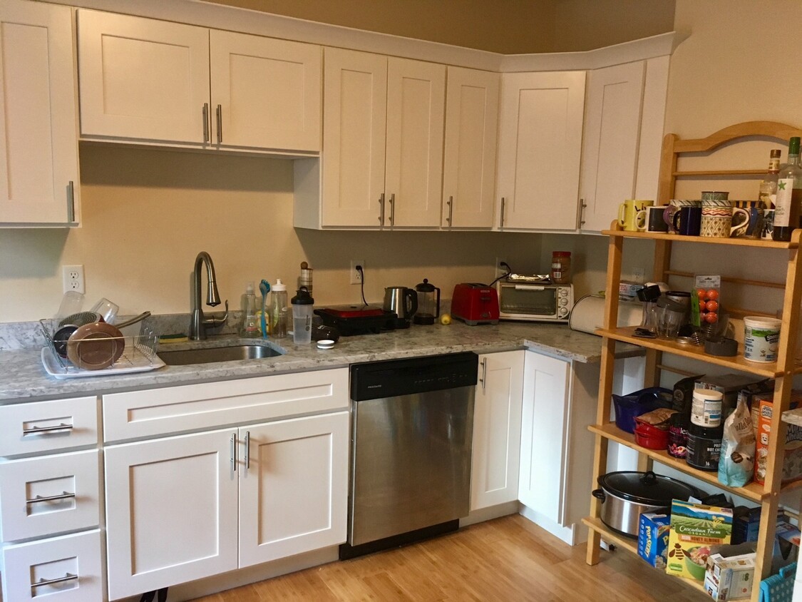 Foto principal - 24 Princeton St