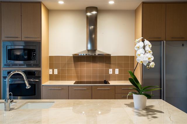 Building Photo - 2323 N Houston St