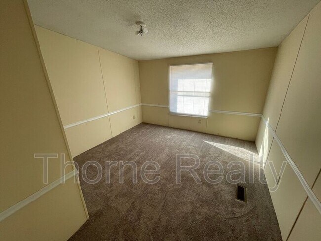 Building Photo - 91 Hummingbird Ln