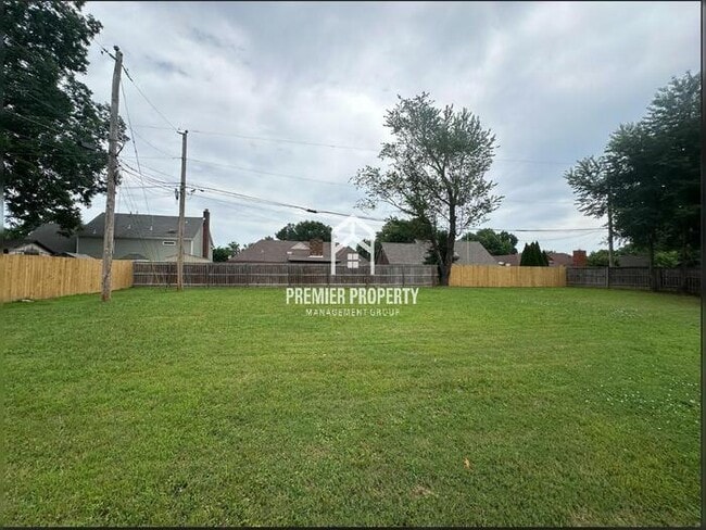 Building Photo - 2731 Mendota Cove