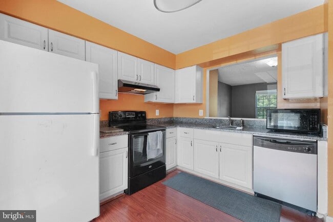 Building Photo - 18931 Birdseye Dr