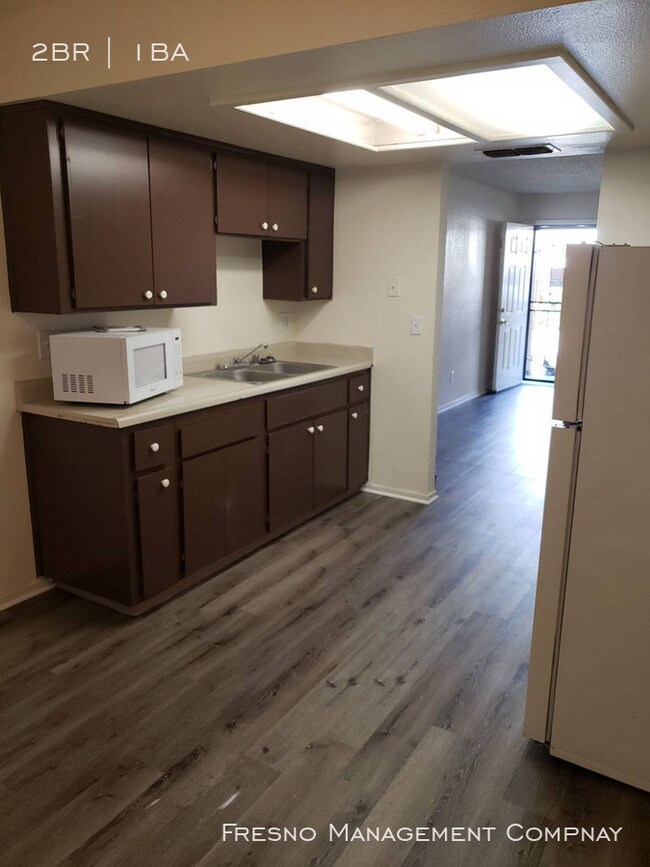 4845 E Lane Ave Unit 102, Fresno, CA 93727 Room for Rent in Fresno