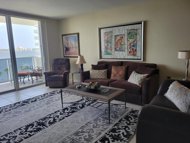 Foto del edificio - 2800 N Flagler Dr