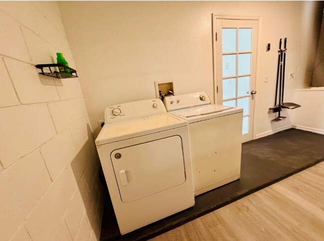 Foto del edificio - 536 Cheshire Way