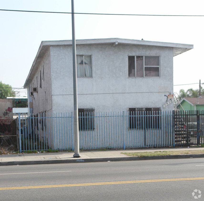 Building Photo - 7418 Main St