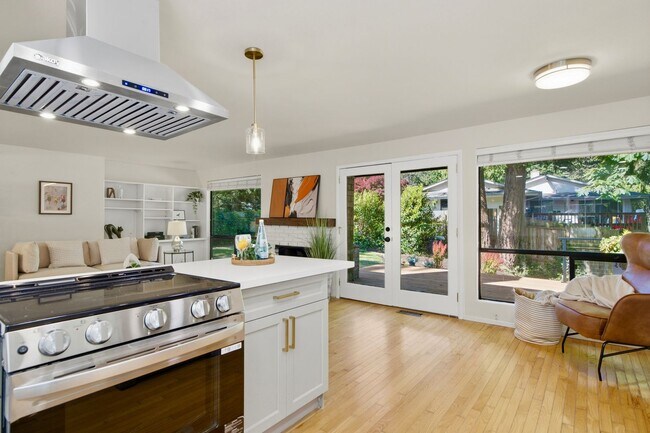 Foto del edificio - Pet-Friendly Rambler with Modern Updates and Great Layout