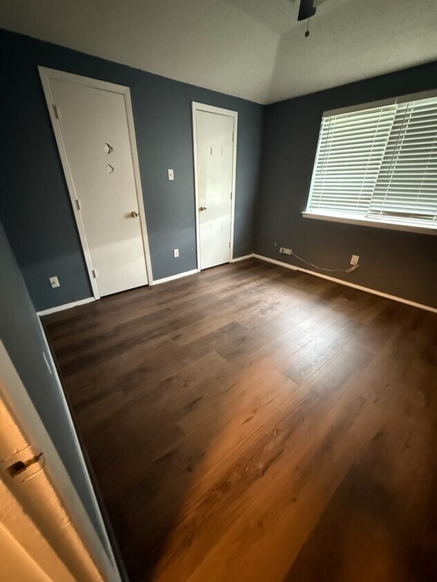 Foto principal - 7306 Amherst Dr