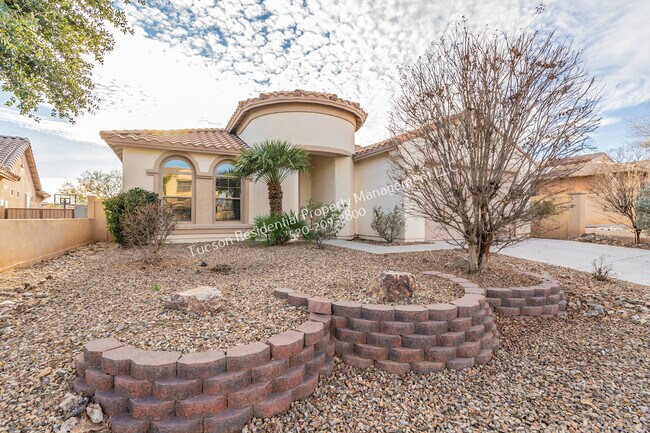 Building Photo - 799 West Camino Tunera