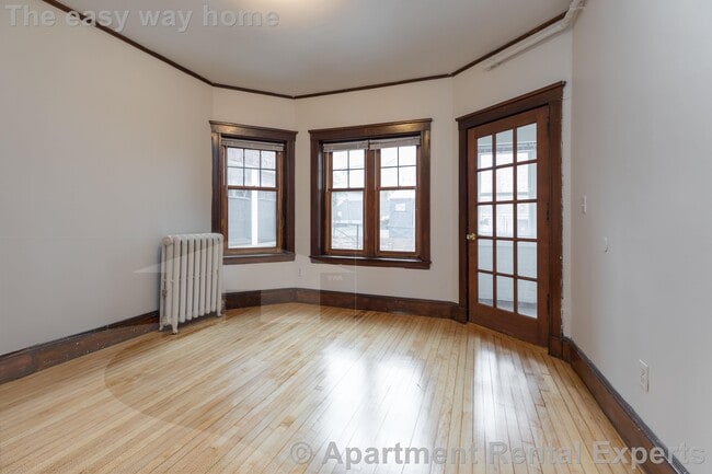 Building Photo - 5 Linnaean St