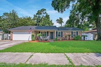 Building Photo - 4872 Lofty Pines Cir W