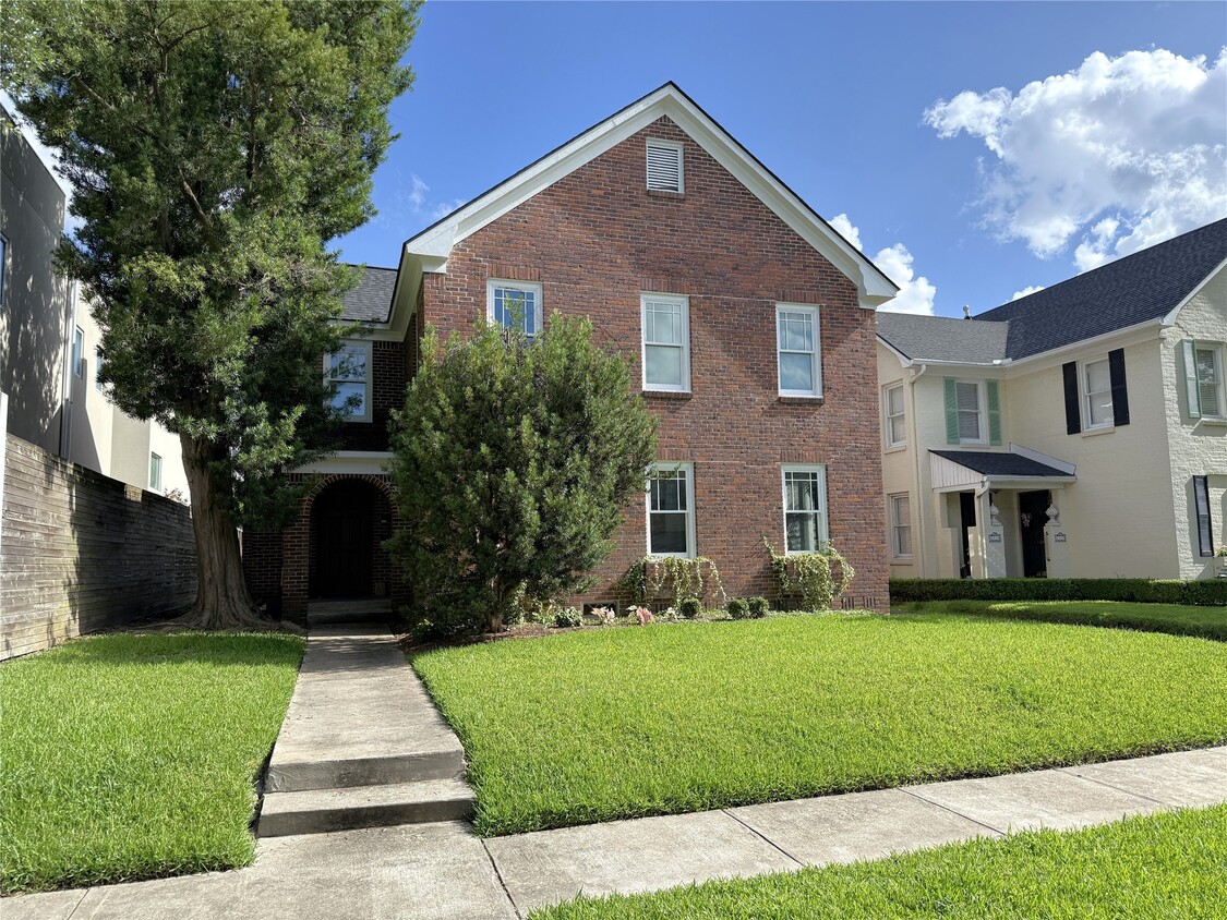 Photo - 2311 Wroxton Rd (Houston, TX)