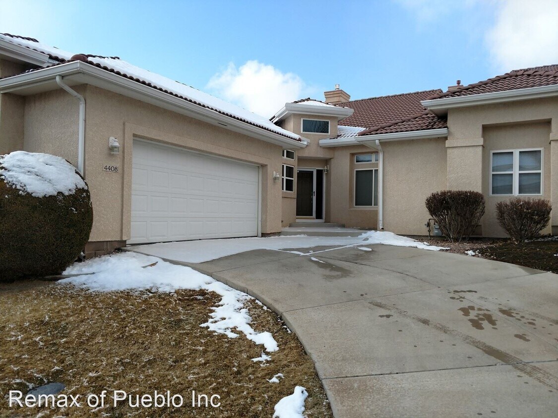 Foto principal - 4 br, 3 bath House - 4408 Turnberry Crescent