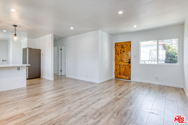 Building Photo - 2318 Glover Pl