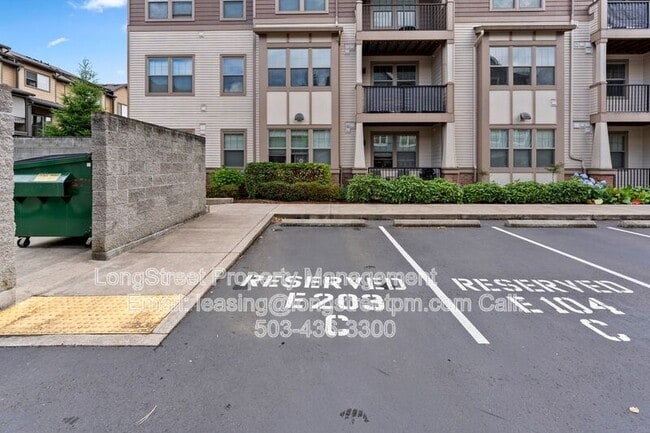 Building Photo - 17137 SW Appledale Rd