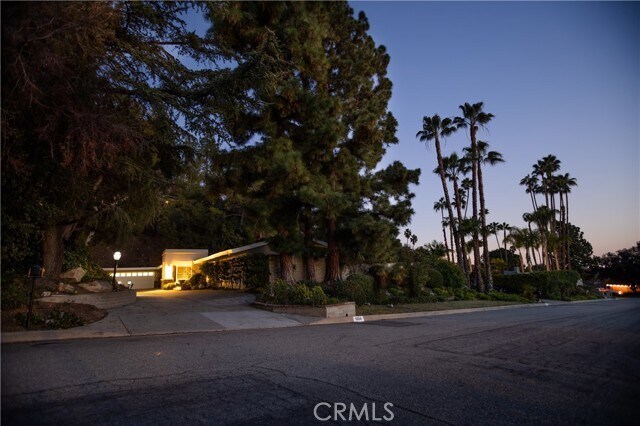 Foto del edificio - 5224 Gould Ave