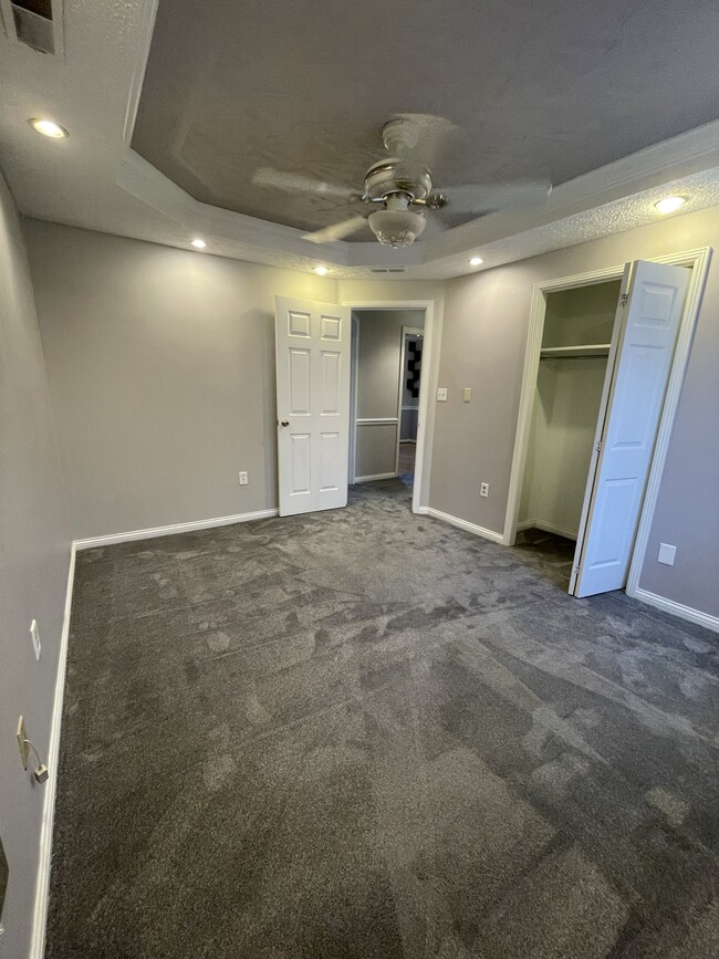 Building Photo - 3410 Foreman Ln