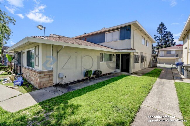 Foto del edificio - 7384 Franklin Blvd