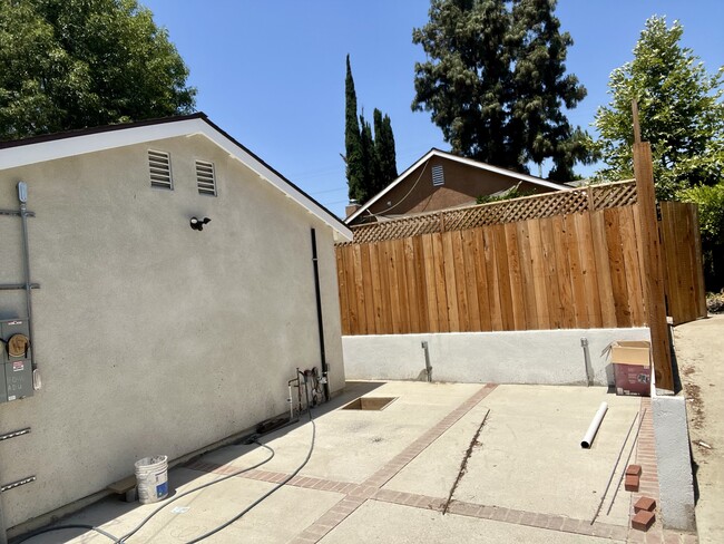 Building Photo - 17044 San Fernando Mission Blvd