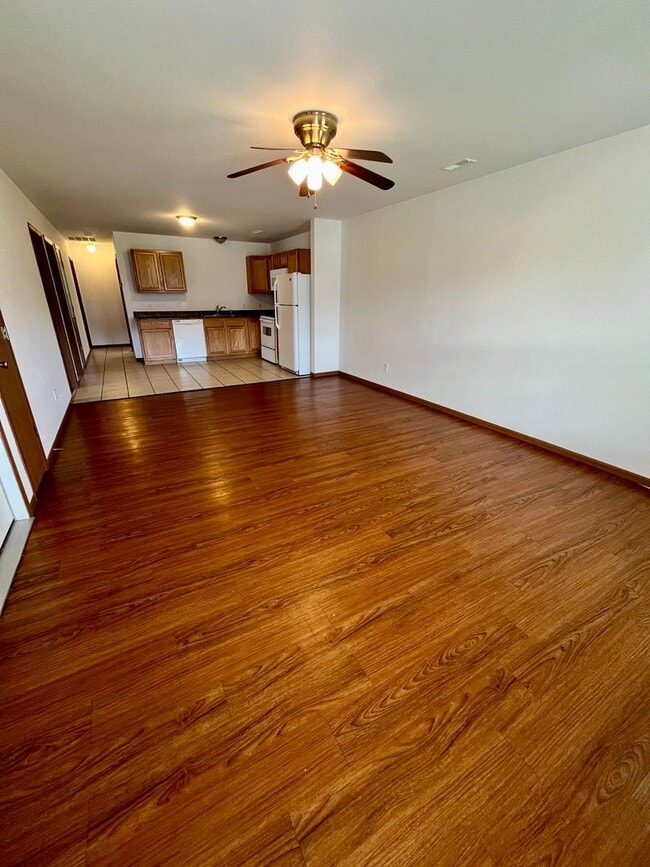 Building Photo - All Inclusive Duplex | 3 Bed | 2 Bath
