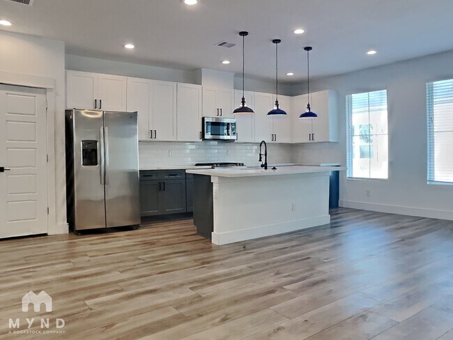 Foto del edificio - 2056 Johanna Dr