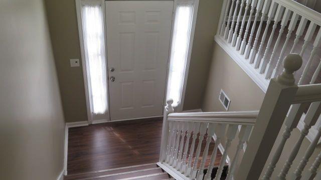 Building Photo - 944 Aspen Dr