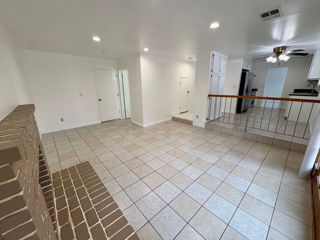 Foto del edificio - 3406 Chandler Cir