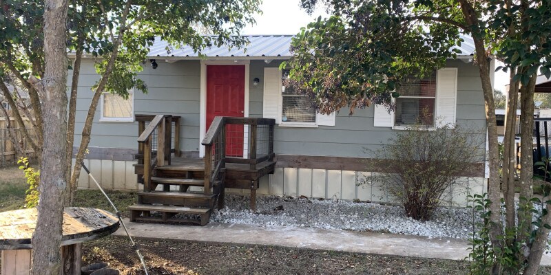 Foto principal - 909 Hackberry