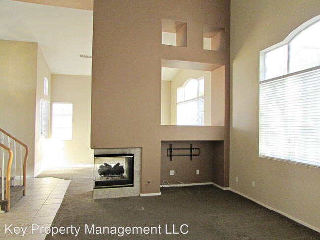 Foto del edificio - 3 br, 2.5 bath House - 2015 Rainbow View St