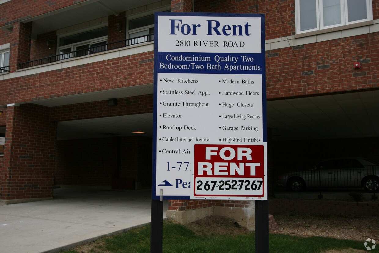 Primary Photo - Riverwest Apartments