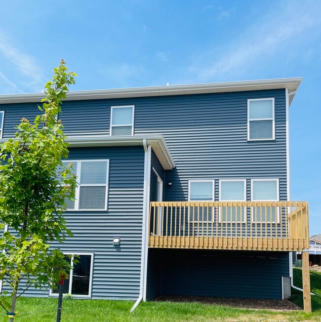 Building Photo - 4741 172nd St