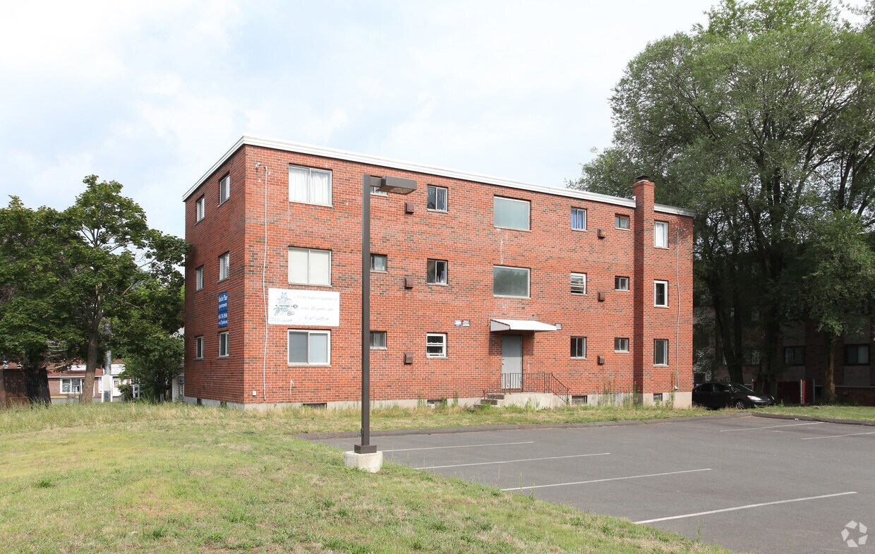 Building Photo - 321 Paul Manafort Dr