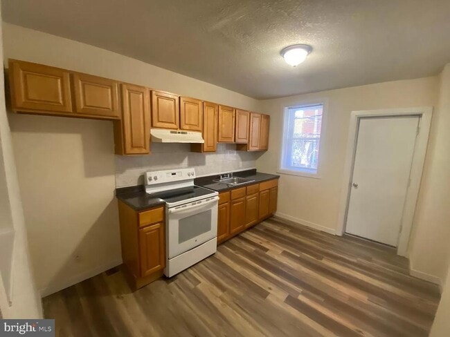 Building Photo - 34 N Felton St