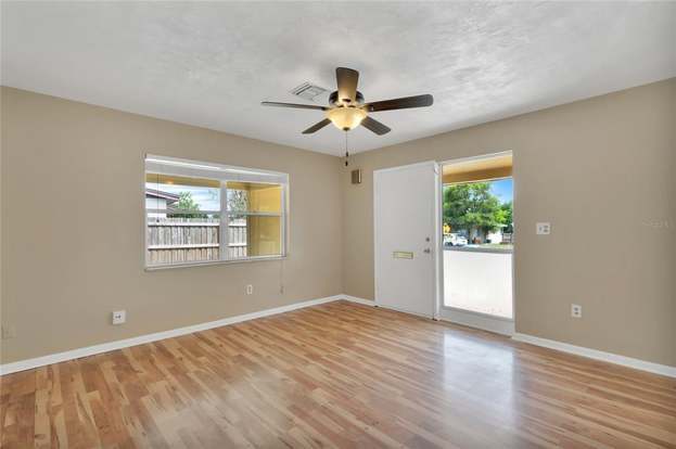 Foto del edificio - 632 Whippoorwill Terrace