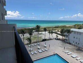Building Photo - 9273 Collins Ave