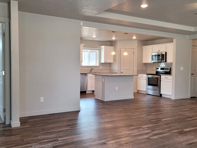 Foto del edificio - 17906 Hensley Ridge Pl