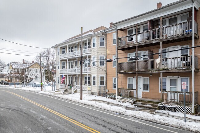 Building 03 - 144 Railroad St