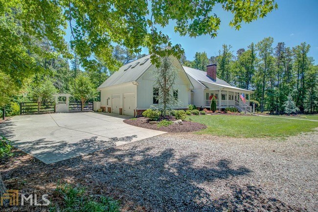 Building Photo - 925 Gantt Rd