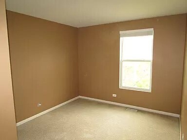 Foto del edificio - 548 Conservatory Ln